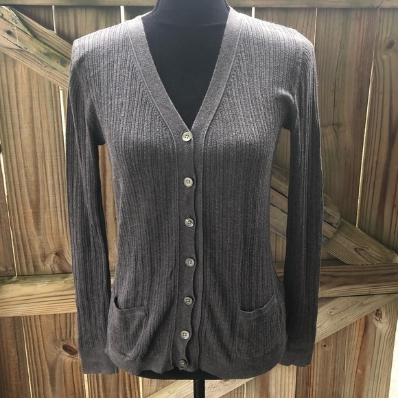 Gap Gray Cotton Long Sleeve Button Up Two Pocket  Boyfriend Cardigan Sweater M - Picture 1 of 5